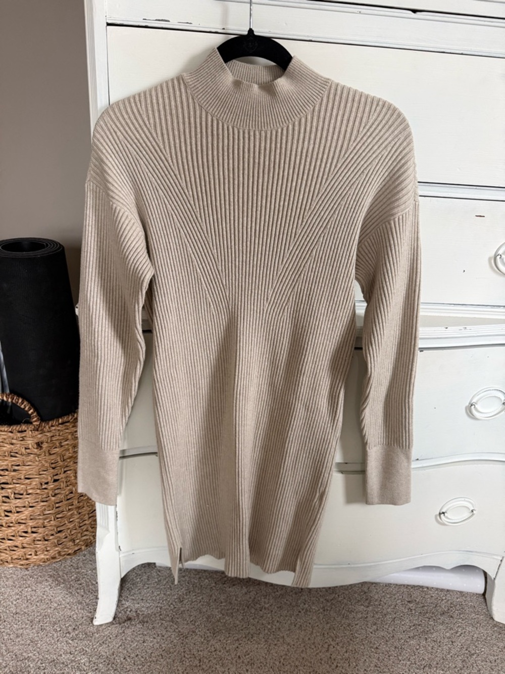 Abercrombie & Fitch Beige Ribbed Mock Neck Sweater